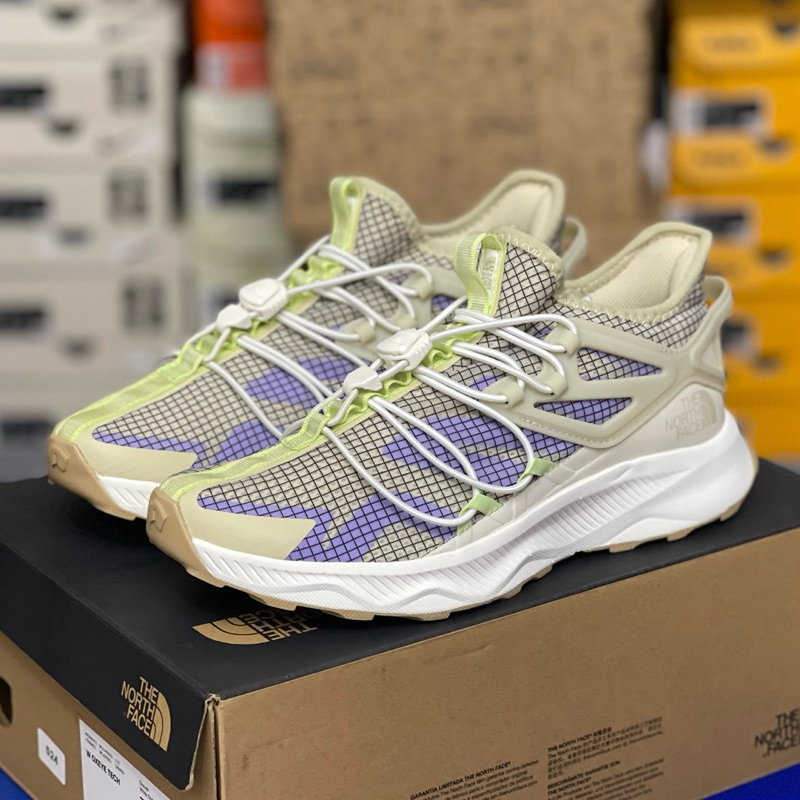 The North Face Oxeye Tech - Gravel / White Dune | NF0A7W6ANY7 | Original TNF Sepatu Outdoor Sneakers