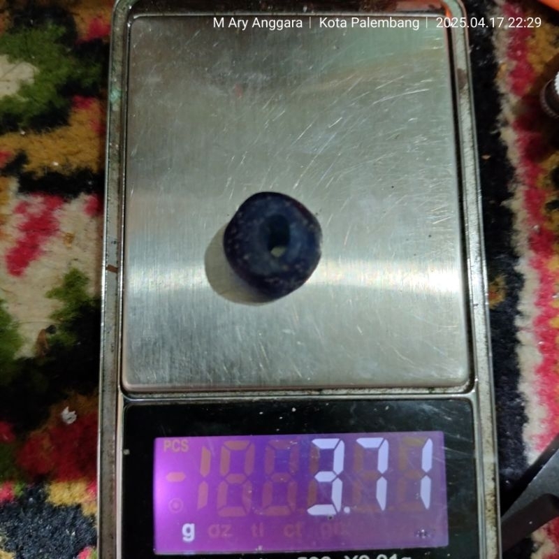 manik manik kuno blue roman