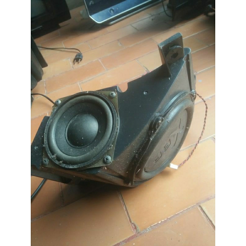 spiker 4 dan 5 in copotan politron