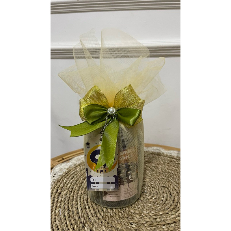 

hampers cookies brownies 800ml isi 1 toples