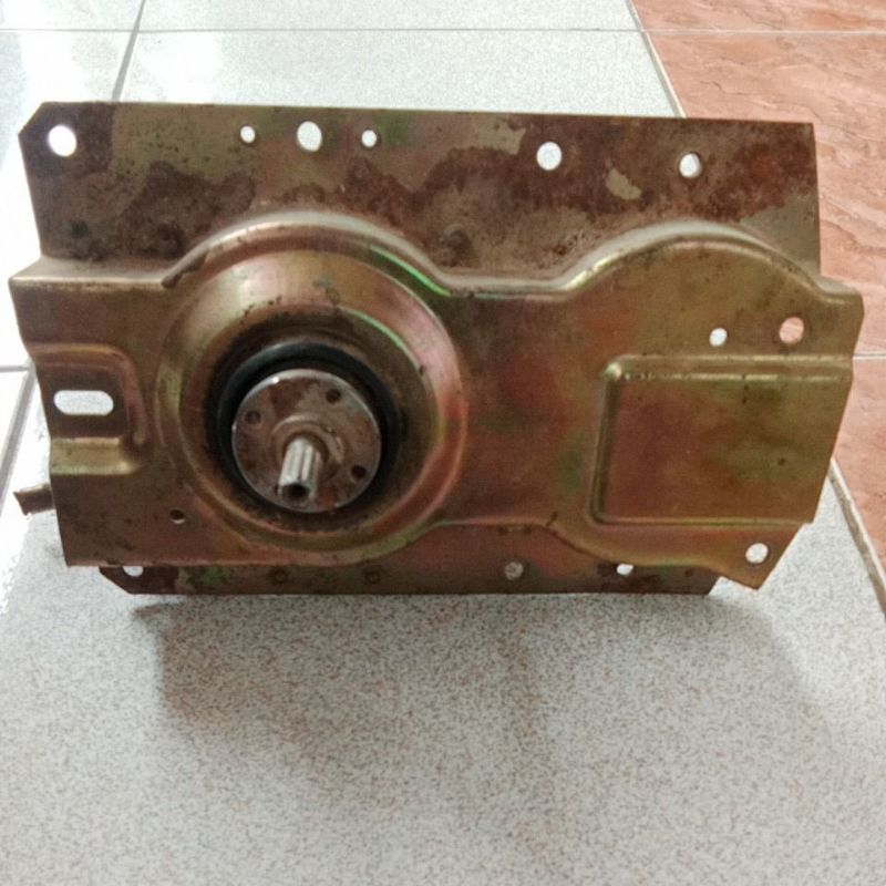 gearbox mesin cuci Sanken 1tabung