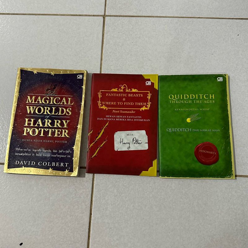 wts want to sell jual novel buku preloved harry potter hogwarts fantastic beasts quidditch magical w