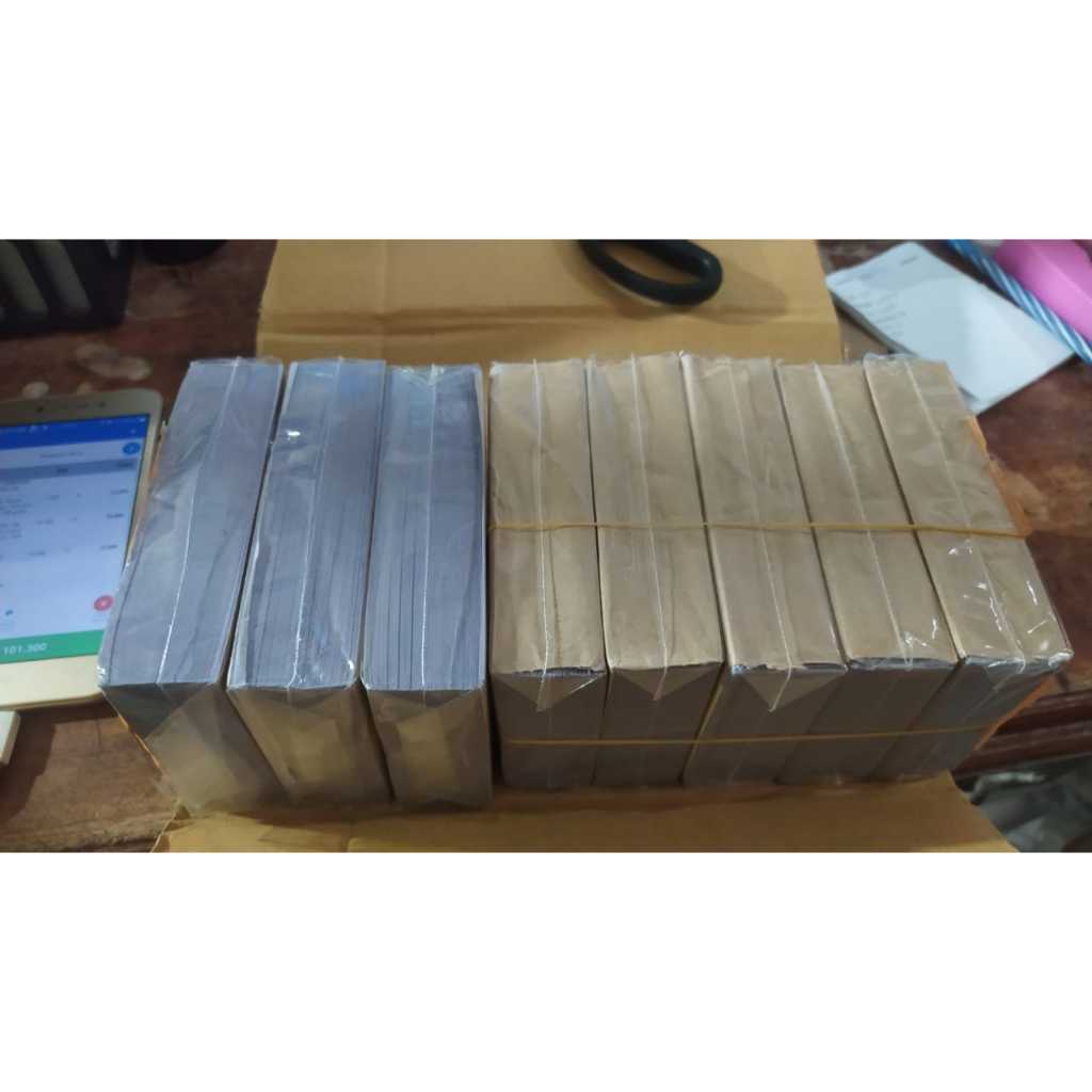 

kertas perkamen buram / perkamen abu