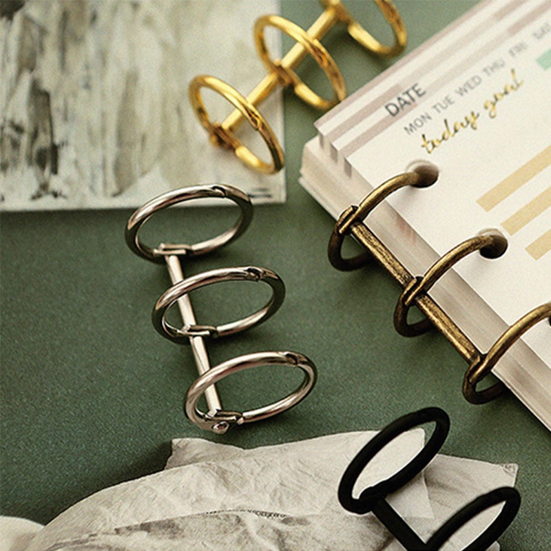 

Eeghrerr 3 Lubang Klip Logam Bergerak Terbuka Kalender Meja Buku Cincin Pengikat Lepas Ring Binder 3 Ring Besar