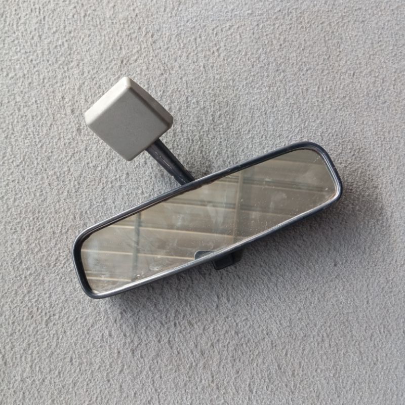 Spion dalam toyota corona absolute