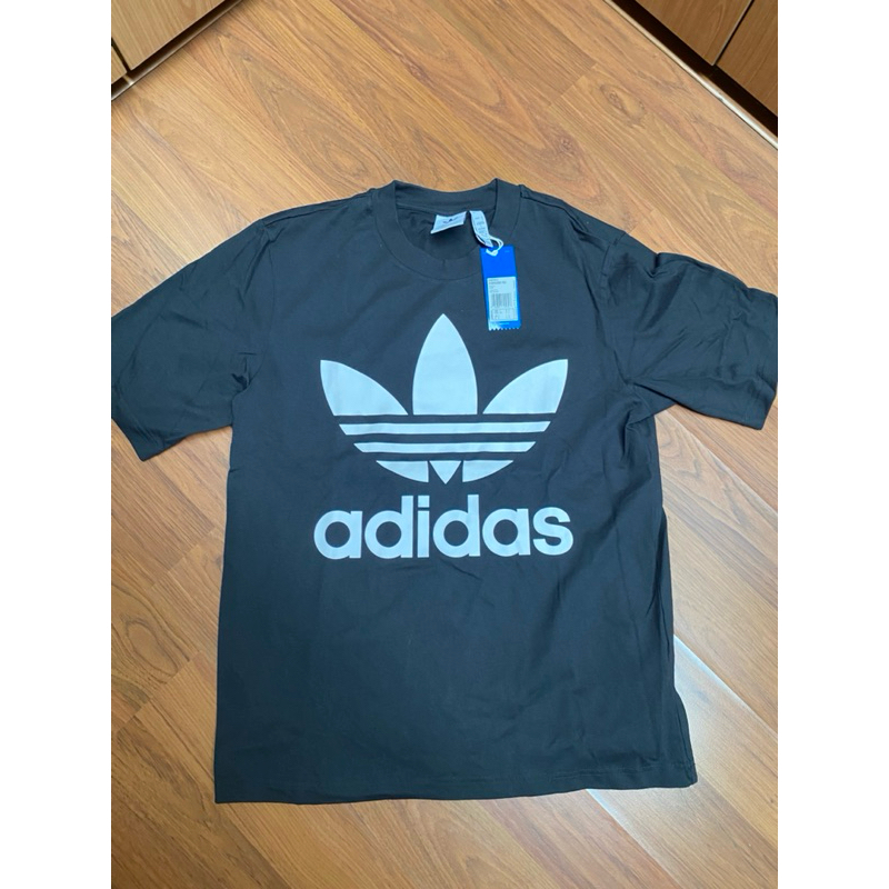 Adidas Original Big Logo tshirt