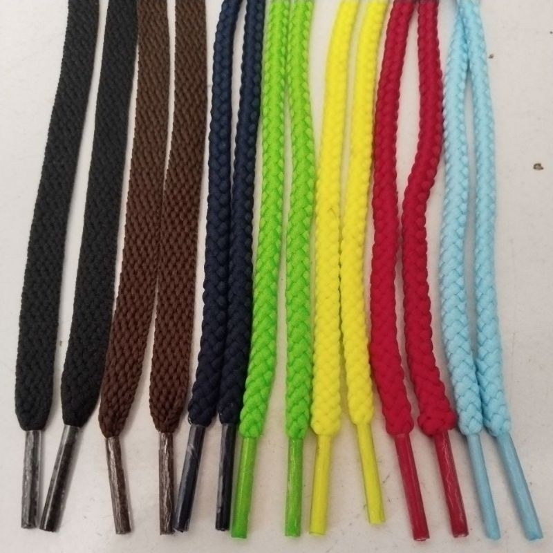 Tali sepatu panjang 110cm ujung plastik
