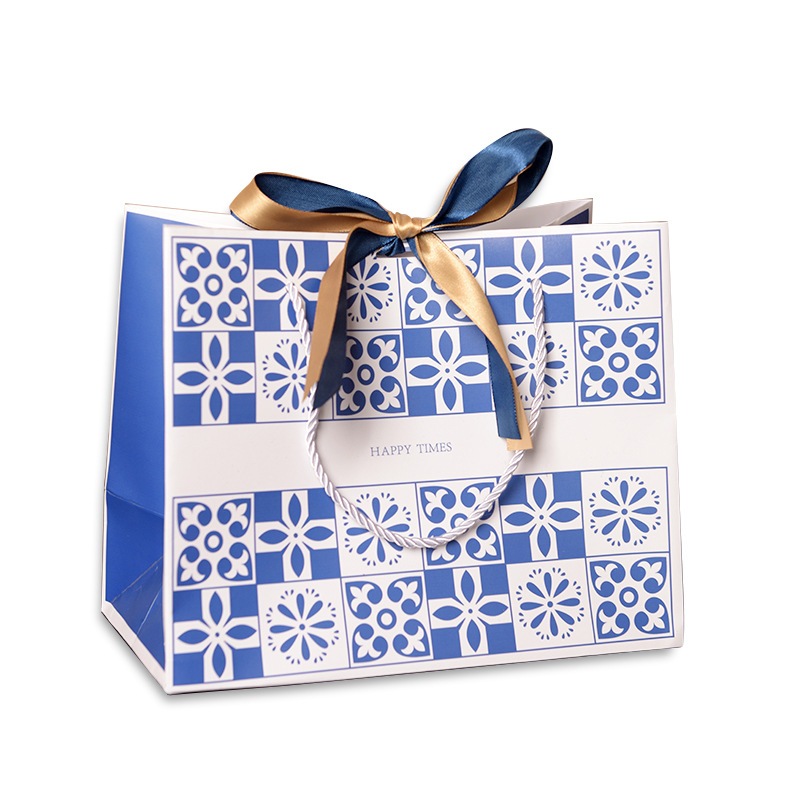 

Paper Bag Biru Flower Art Tas Kantong Premium Gift Bag Kantong Goodie Bag Sovenir