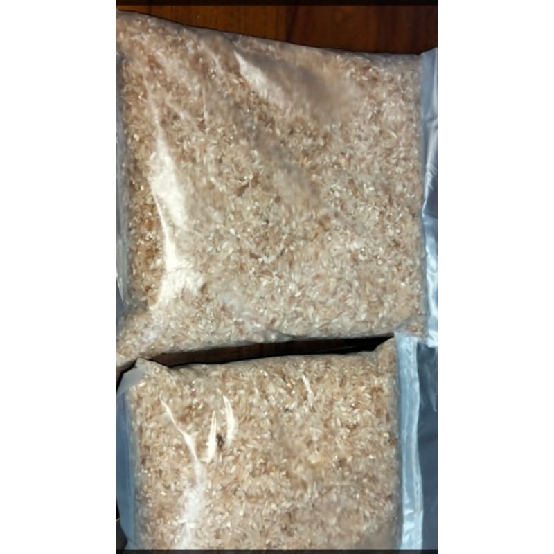 

Beras Merah Speak konsumsi Langsung dari penggilingan sendiri paket 25 kg