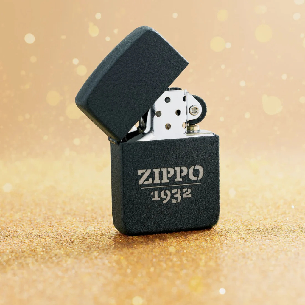 Zippo 46567 ZIppo 1932, 1941 Replica Black Crackle