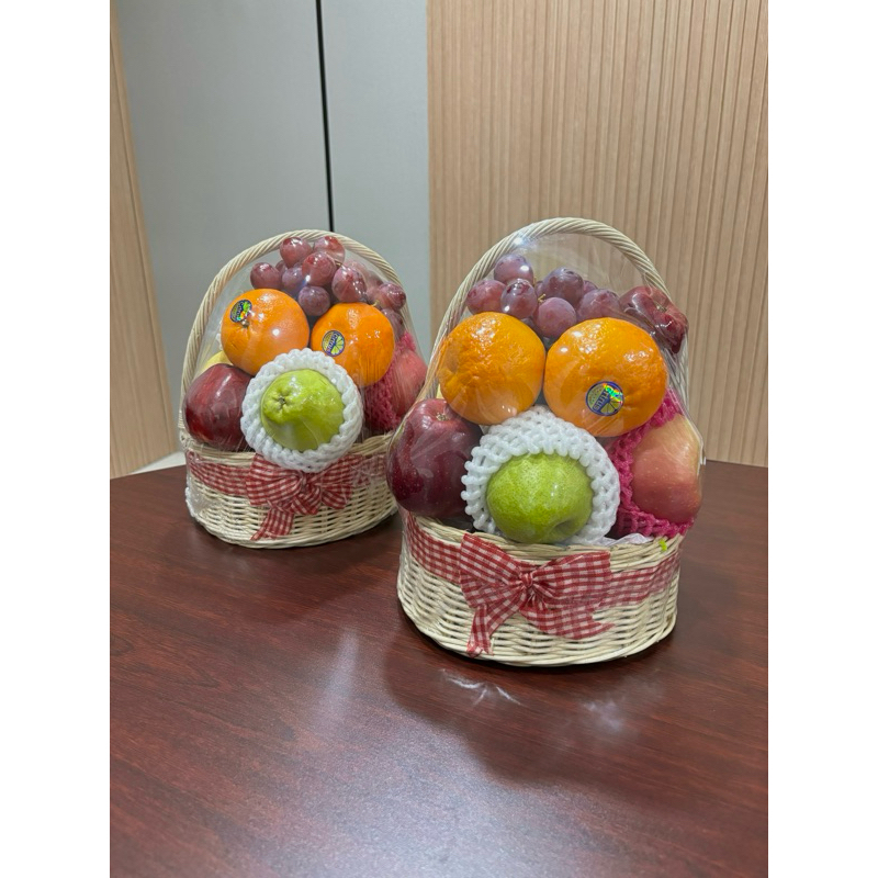 

wadistroalip Parcel Buah / Hampers Buah Pita Merah Fresh