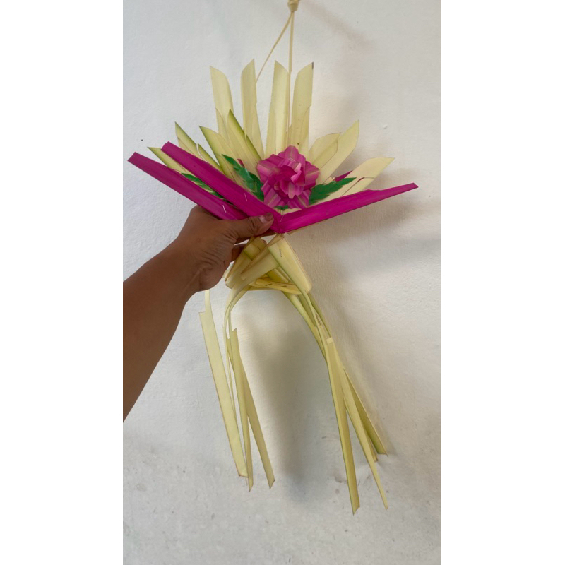 sampian gantung sepasang bahan busung / sampian gantung cantik