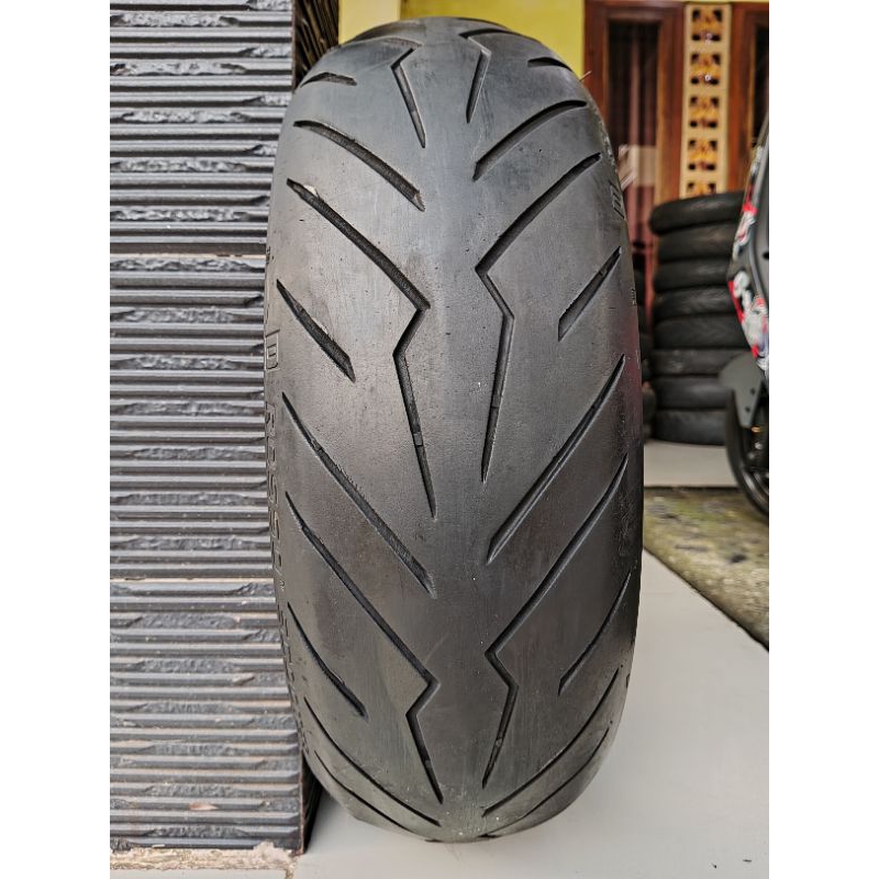 PIRELLI DIABLO ROSSO SCOOTER 150/70-14 BAN BELAKANG XMAX, FORZA, TMAX, AEROX