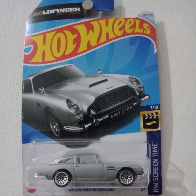 Hot wheels aston martin 1963 DB5