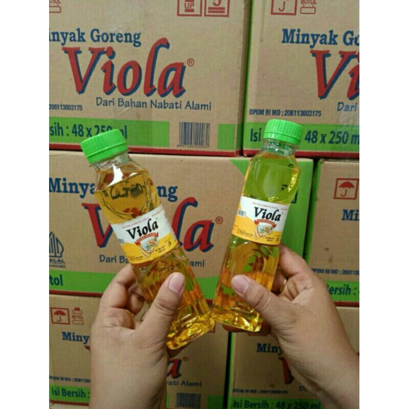 

Minyak goreng viola 250 ml botol
