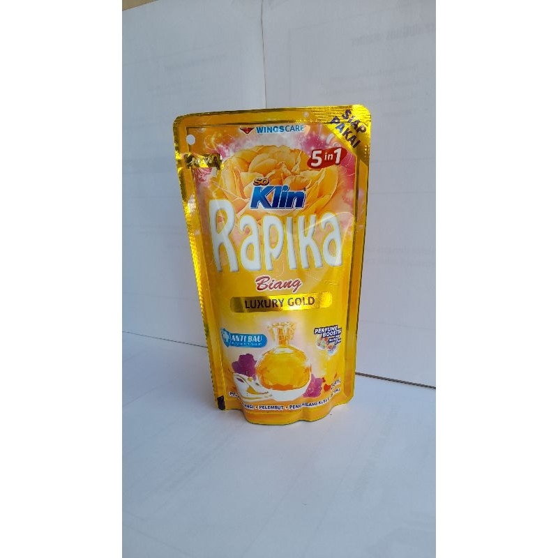 Pelicin Dan Pewangi Pakaian Rapika Luxury Gold 250ml | Rapika Luxury Gold murah | Rapika Murah | Rap