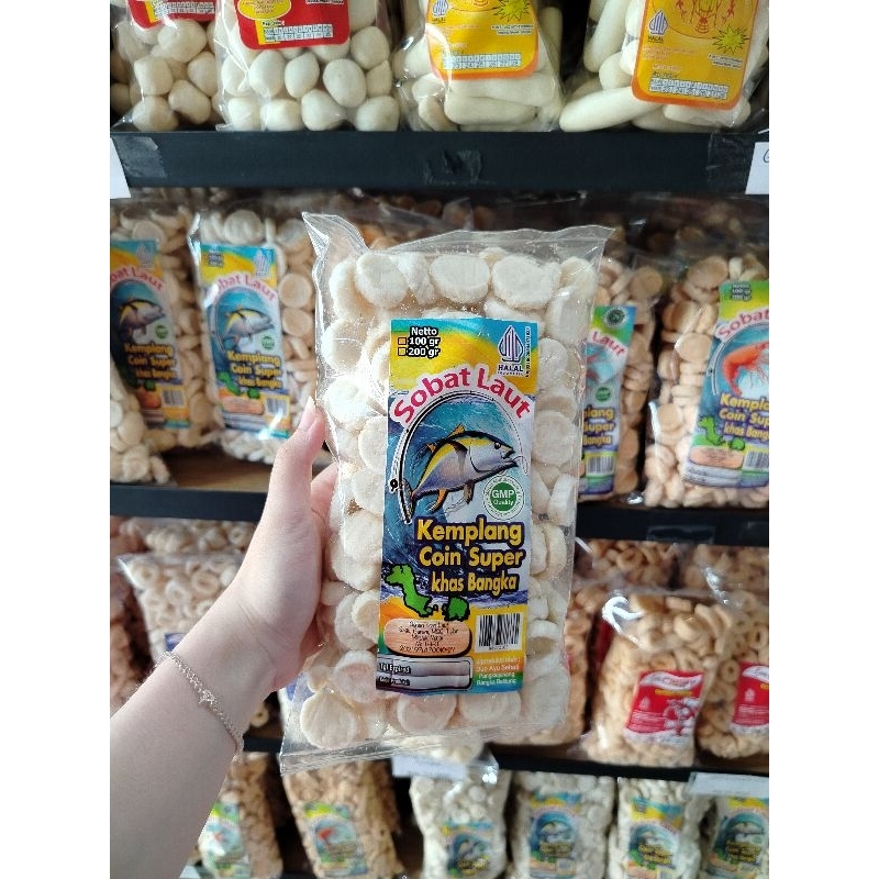 

Kemplang Koin ikan, udang khas Bangka cap Sobat Laut, 100gr