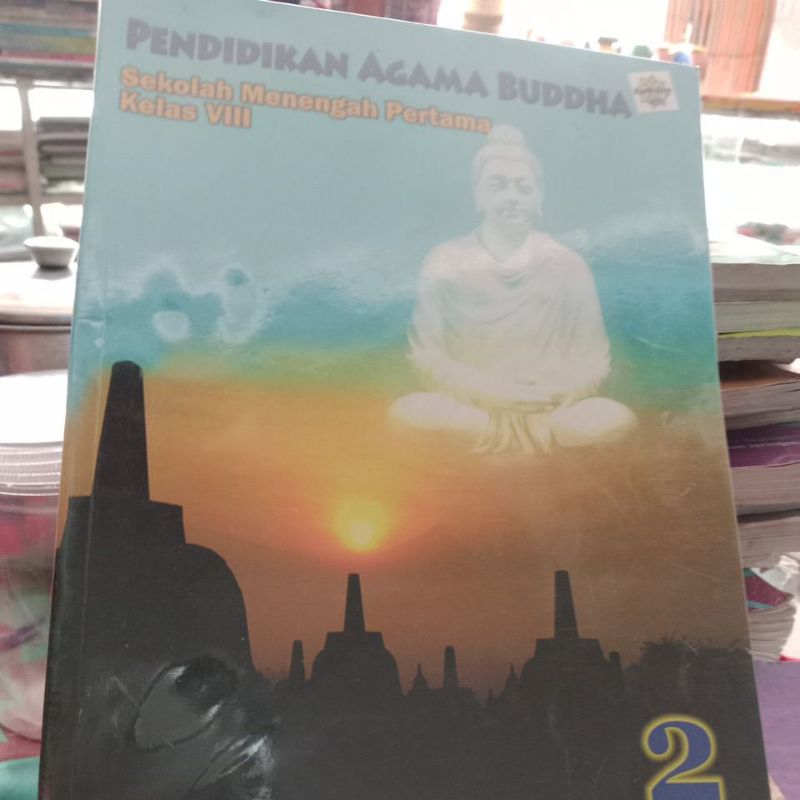 pendidikan agama Buddha untuk SMP kelas 8/2
