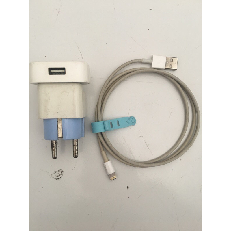 Second charger iPhone original