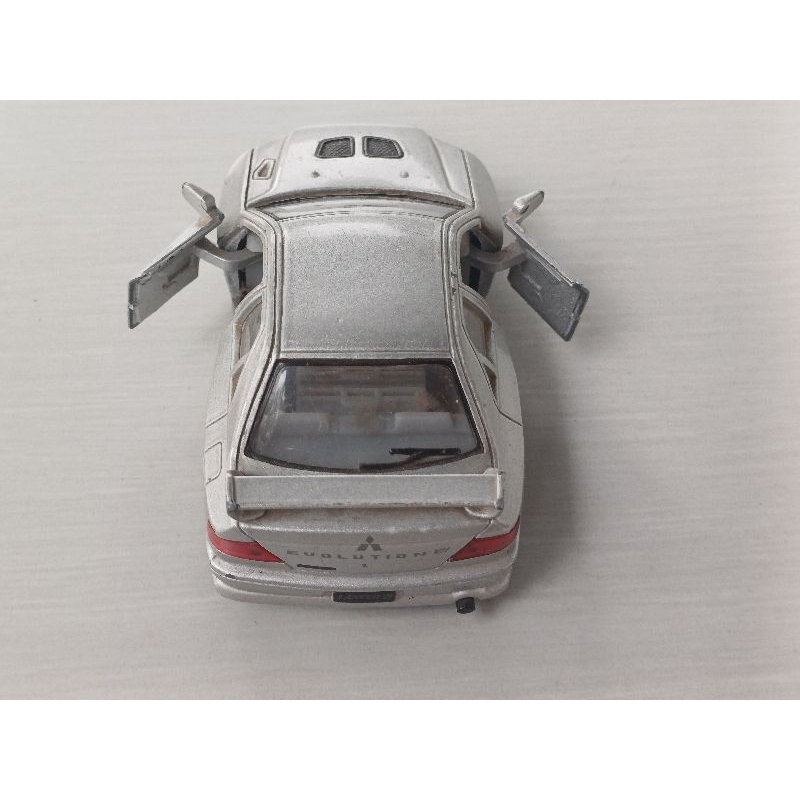 Diecast Mitsubishi Lancer Evolution VII