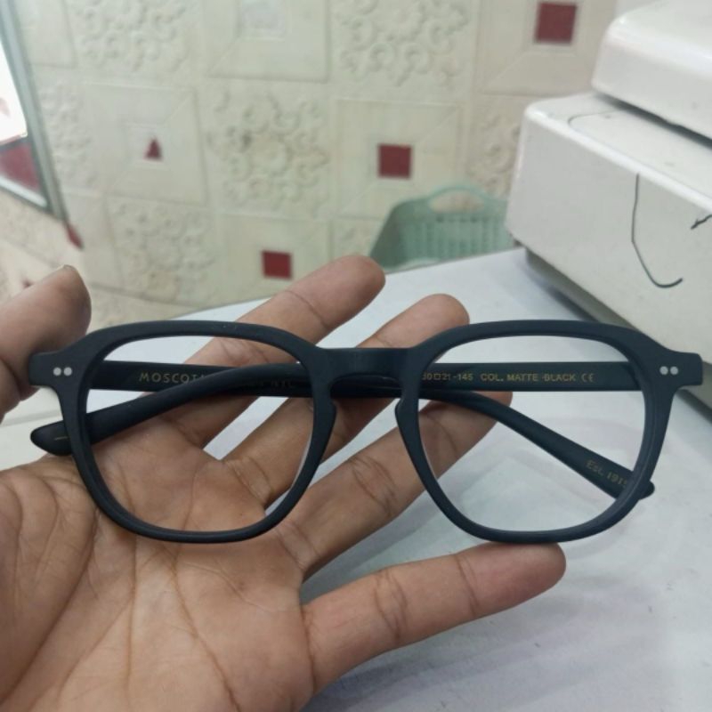 kacamata moscot second original  mulus seperti baru