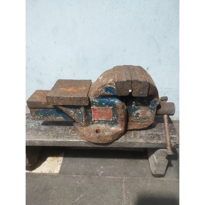 ragum...catok 3inc jadul antik