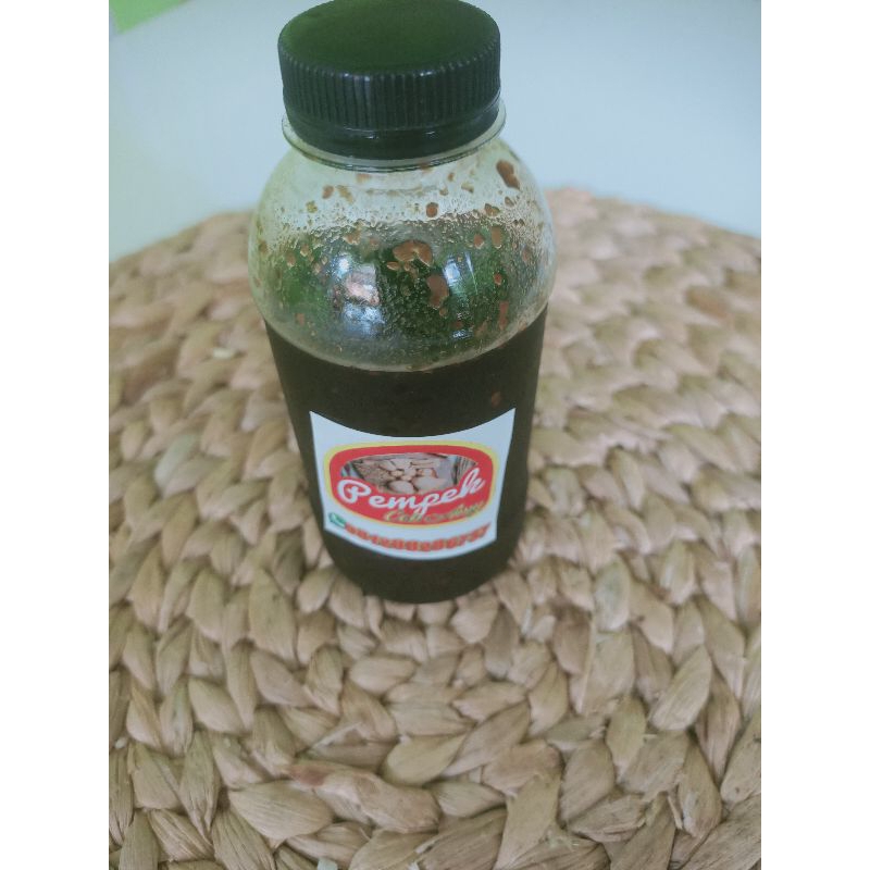 

Cuko kental Pempek Palembang Cek Amy