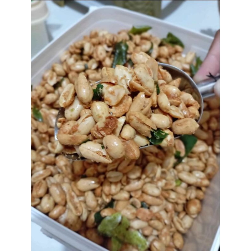 

KACANG BALI DAUN JERUK PURUT 500 GRAM