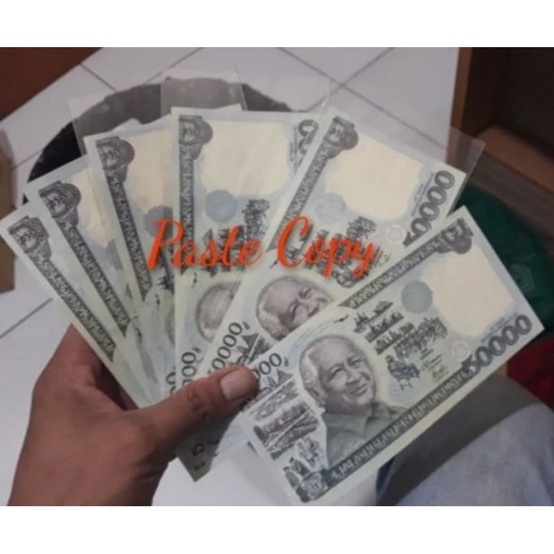 uang kuno kertas 50.000 Rupiah Suharto
