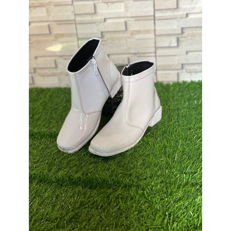 sepatu pdh putih pdh wanita hak 3cm termurah tebaru