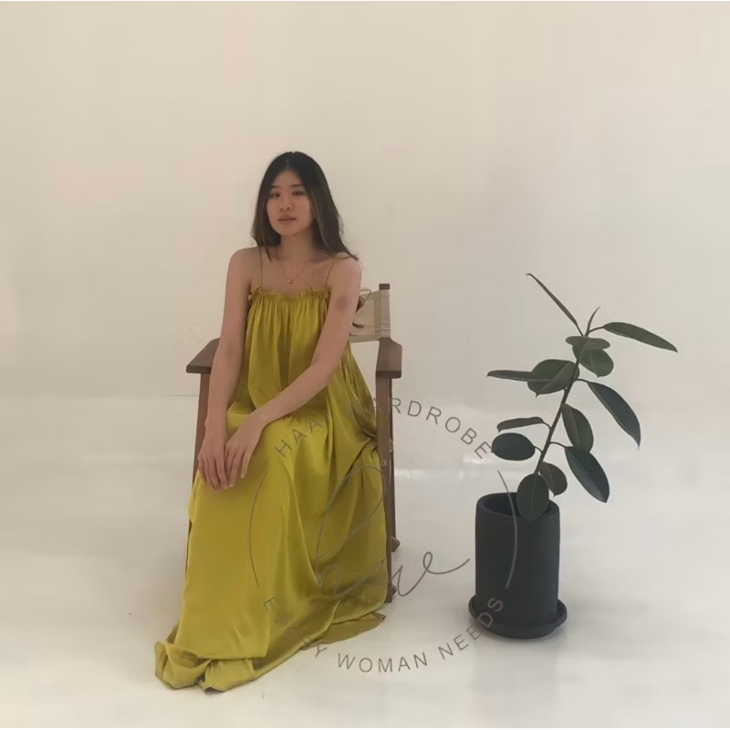 NEW‼️ Backless Long Dress Silk warna LIME GREEN