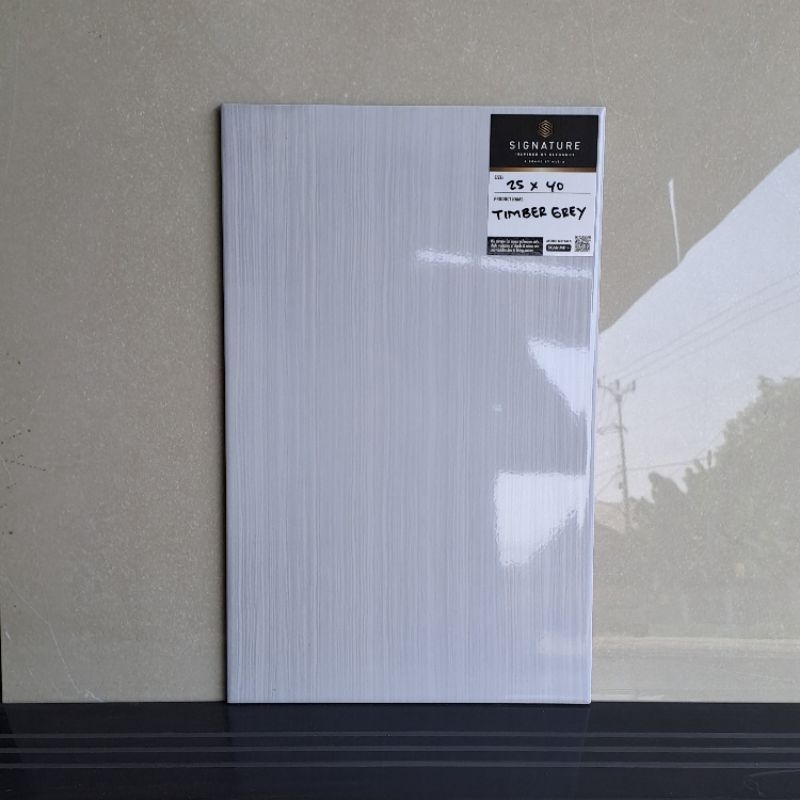 keramik dinding kamar mandi / dinding motif salur 25x40 timber grey