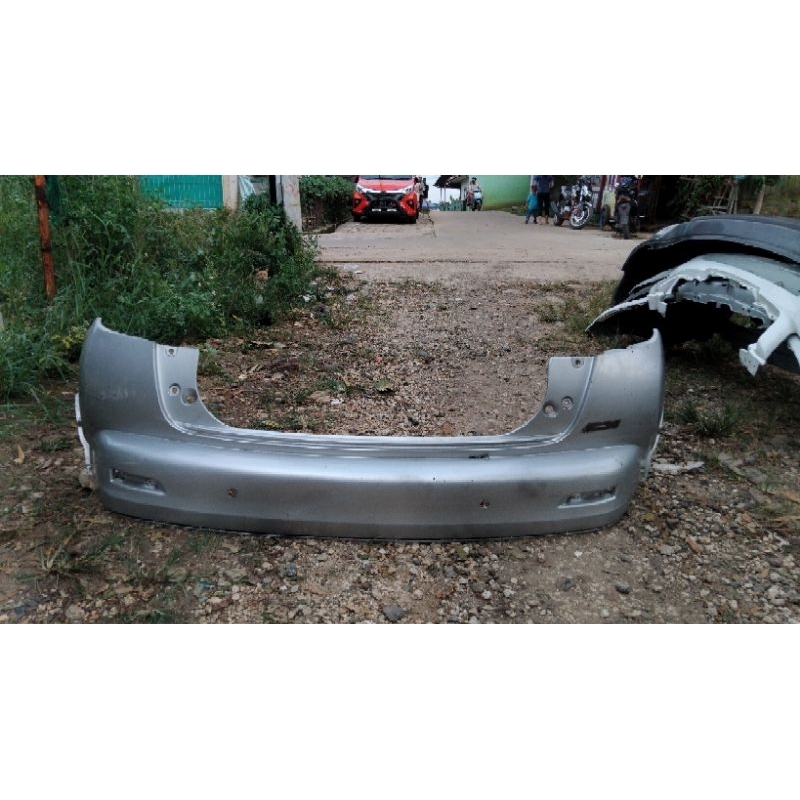 bumper bemper belakang Nissan Juke 2010-2014 original
