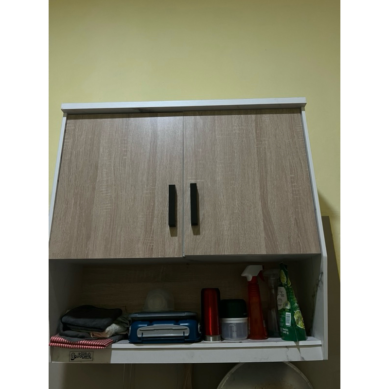 Lemari dapur gantung 2 pintu