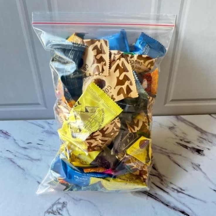 

Coklat Kurma Isi Almond 1kg oleh oleh haji Umroh