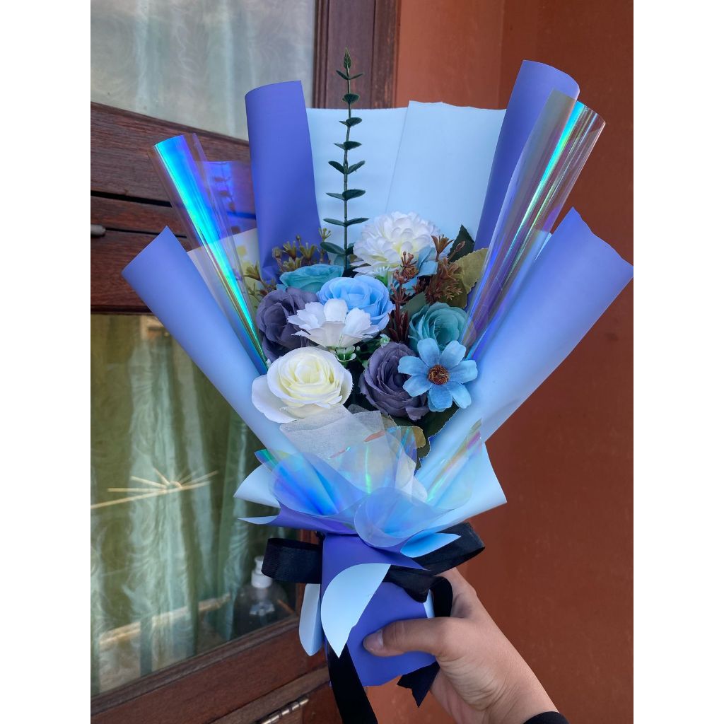 

BUKET BUNGA/HADIAH/HAMPERS/BUCKET WISUDA/BUKET WISUDA