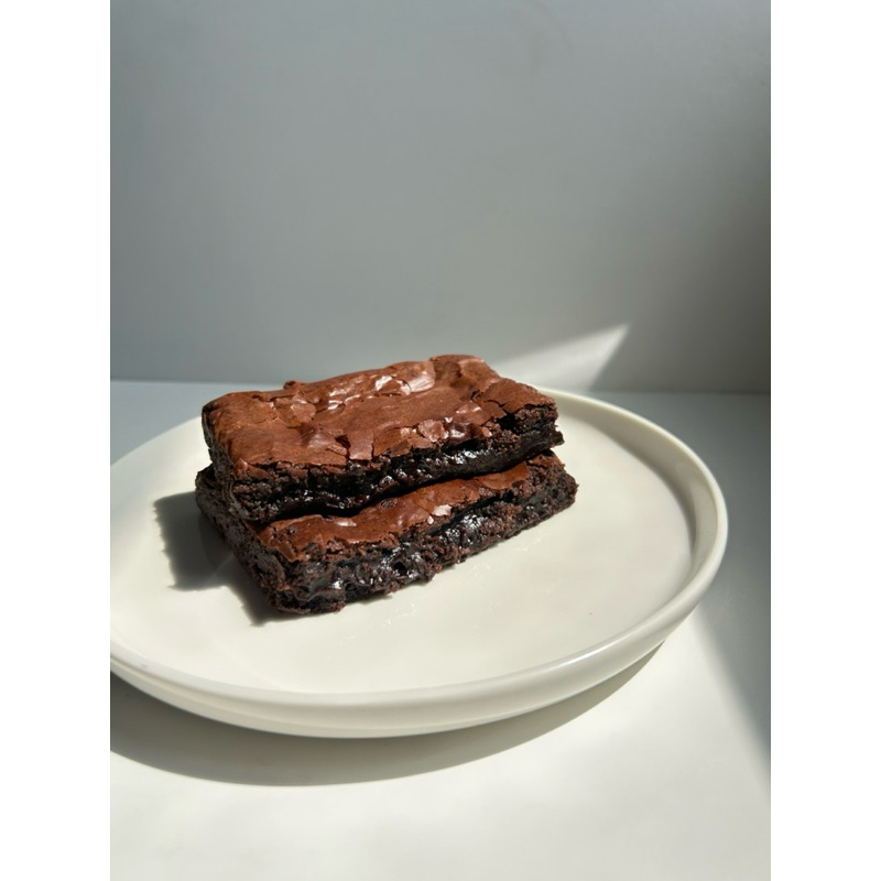 

Fudgy Brownies by Cravingsweets
