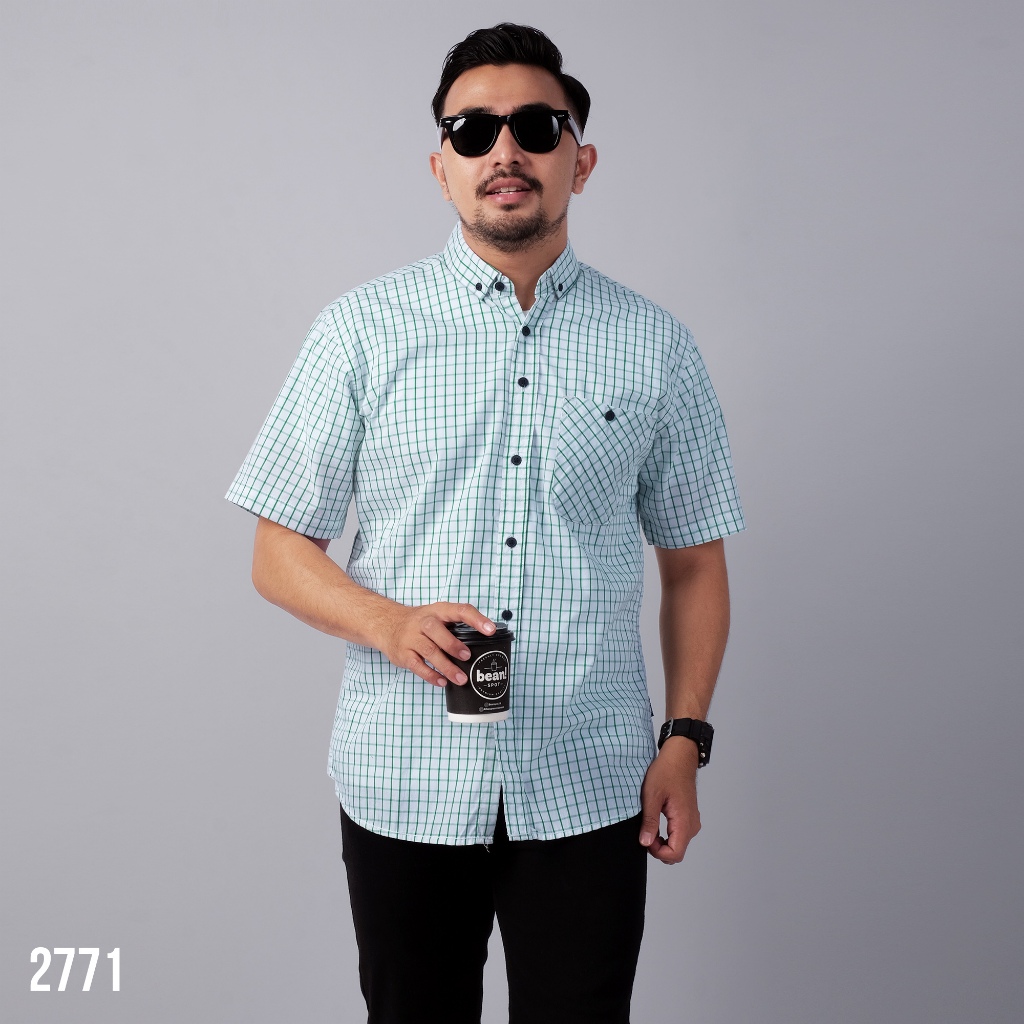 PAKAJI Kemeja Pria Lengan Pendek Kotak-kotak Yarndyed Hijau Kemeja Yarndyed 2771