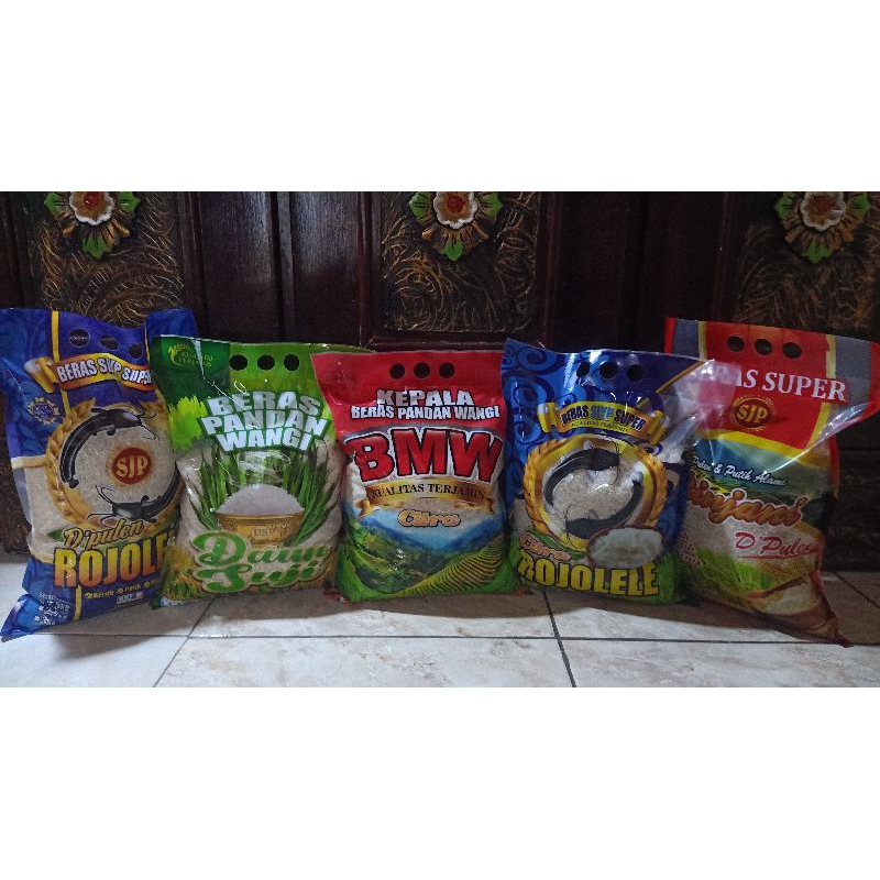 

Beras 2,5kg rojolele/Rinjani/daunsuji/berassurabaya