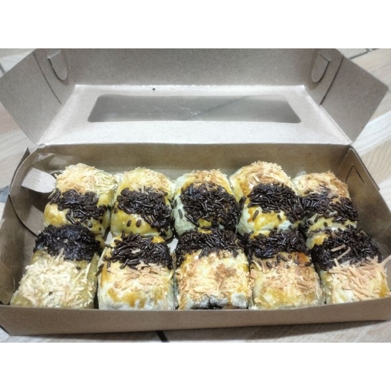 

Bolen pisang coklat keju