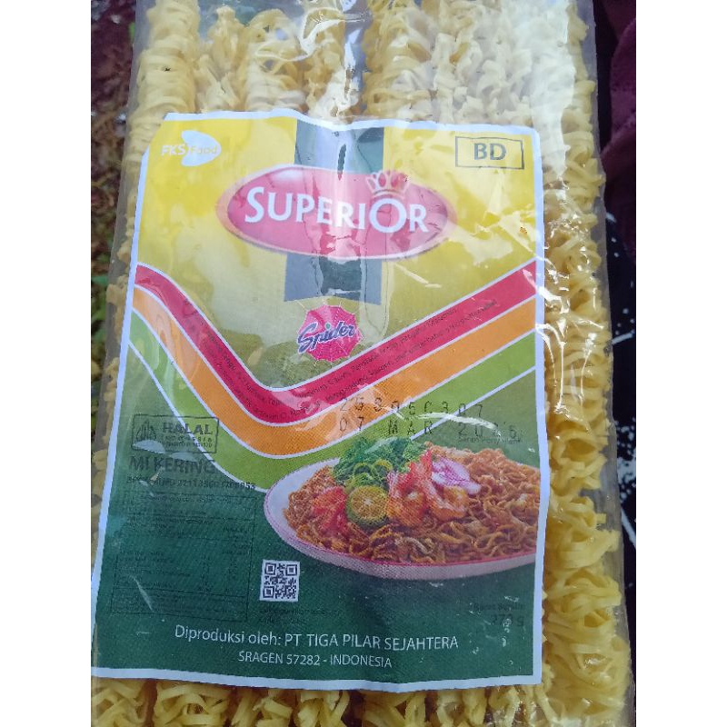 

Mie superior/mie bakso kering/mie telor 270g
