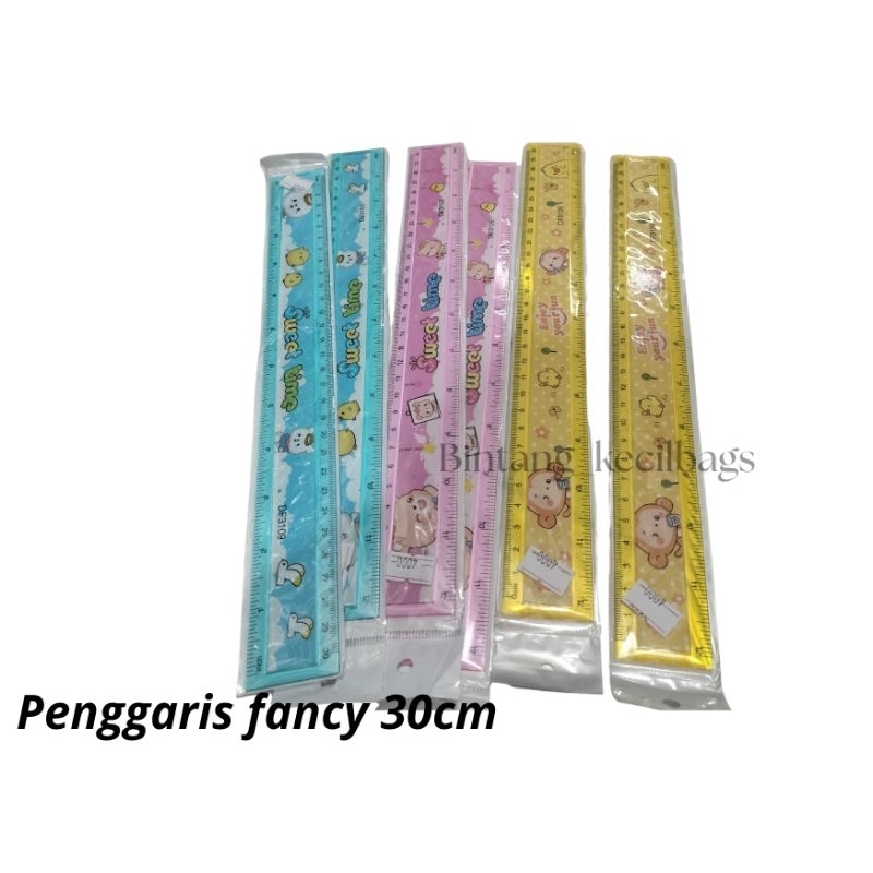 

PENGGARIS FANCY 30CM
