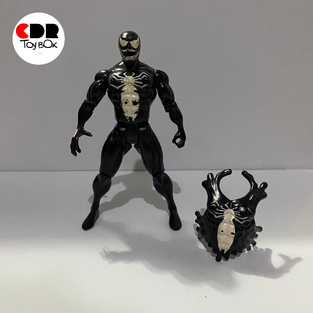 [USED] ToyBiz Spider-man Venom Flicking Tounge & Breast Plate vintage