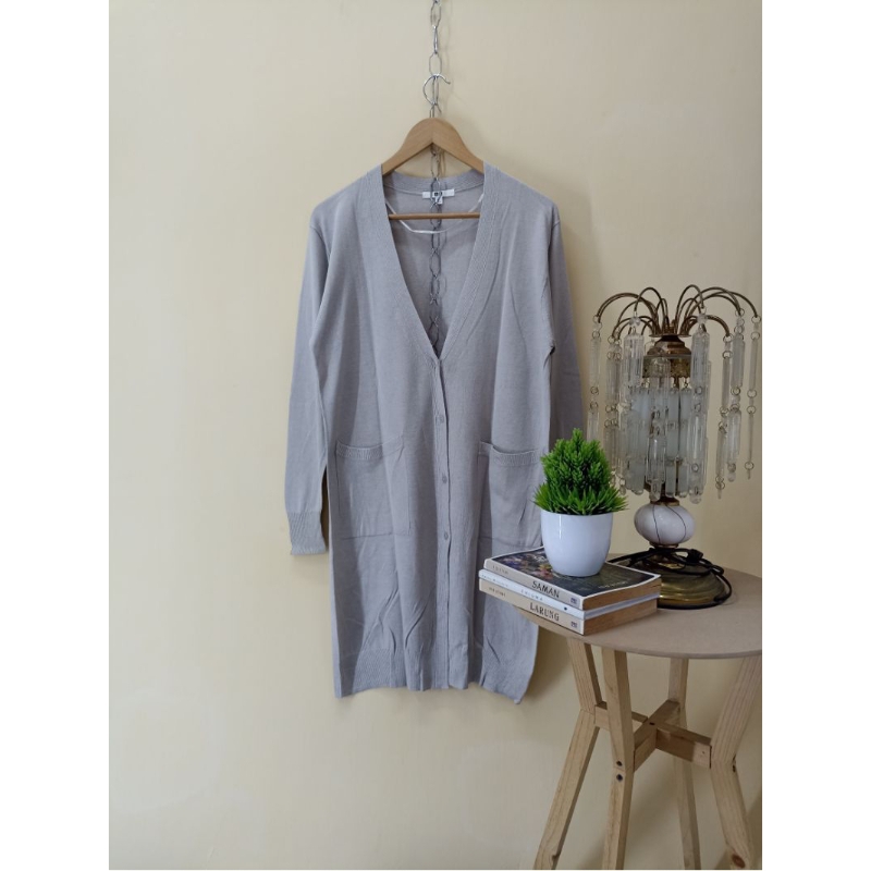 UNIQLO ORIGINAL CARDIGAN