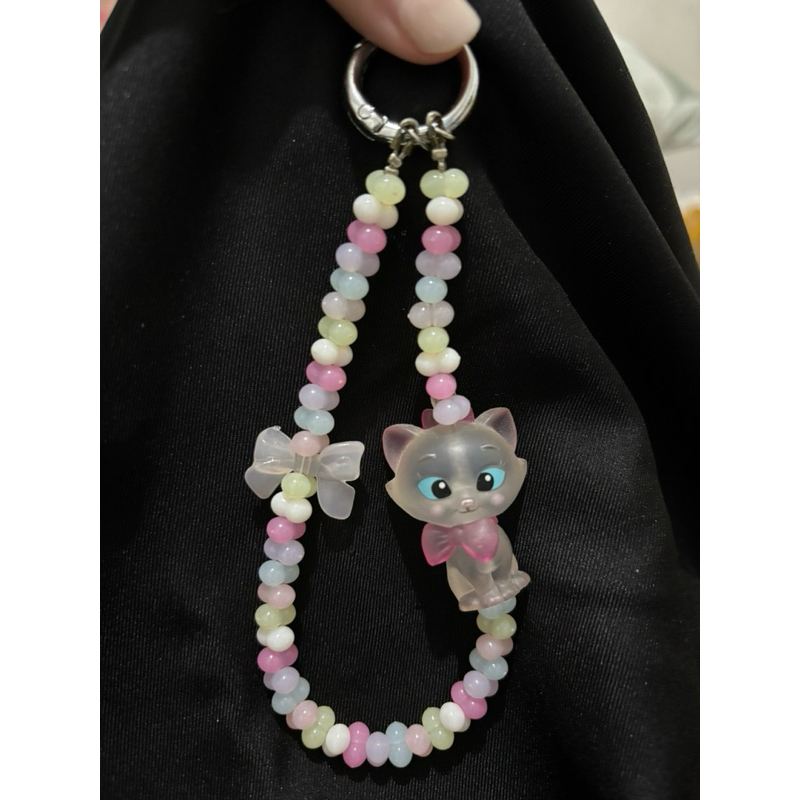 strap phone marie cat