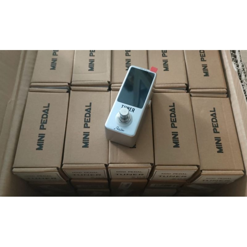 TUNER ROWIN EFEK PEDAL GITAR DAN BASS TUNER GITAR TUNER BASS