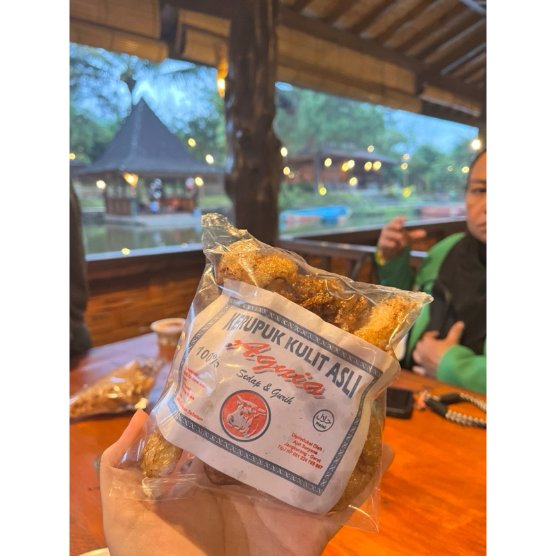 

KERUPUK KULIT AGNIA