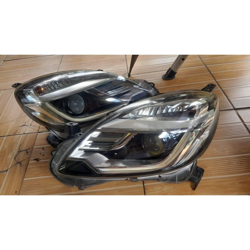 Headlamp Honda Brio/Mobilio Rs Old