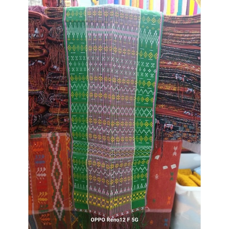 ULOS SADUM HANDE-HANDE TENUNAN TARUTUNG WARNA ABU ROKOK PINGGIRAN HIJAU FULL SIMATA