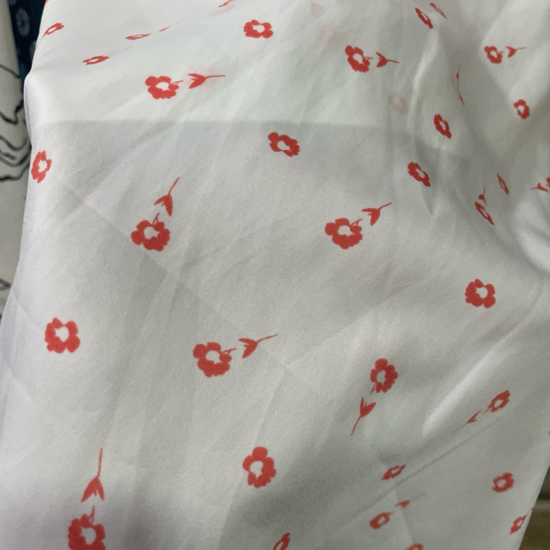 kain silk sutra motif bunga premium - kain satin sutra silk - kain satin silk original - kain silk l